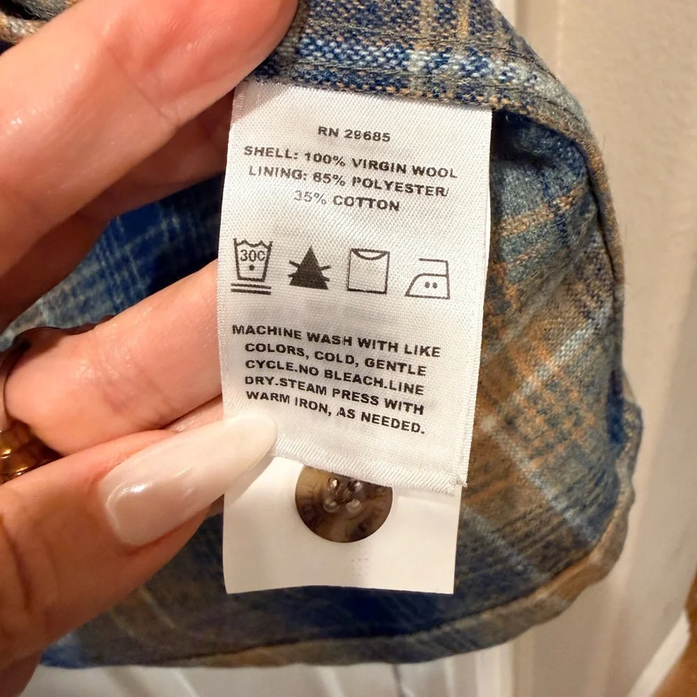 Pendleton Blue and Tan Plaid Shirt Xl tall - Picture 3 of 3